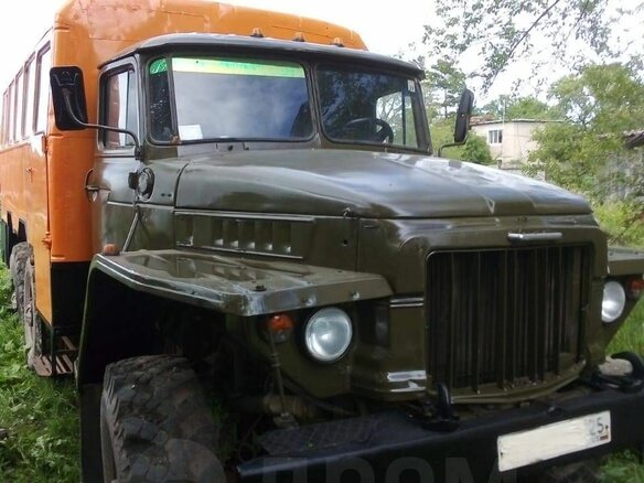 1986 Урал 4320, оранжевый, 610000 рублей