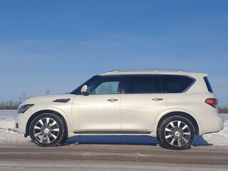 2013 Infiniti QX56 II, белый, 2650000 рублей, вид 4
