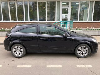 2008 Opel Astra GTC H Рестайлинг, чёрный, 750000 рублей, вид 3