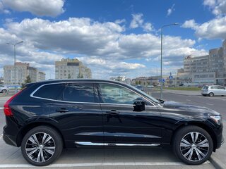 2022 Volvo XC60 II Рестайлинг, чёрный, 4399000 рублей, вид 4