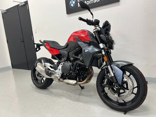 2024 BMW F 900 R, красный, 1160000 рублей, вид 1