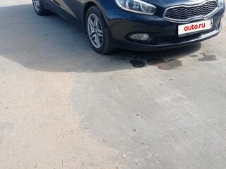 2014 Kia Ceed II, чёрный, 1050000 рублей, вид 2