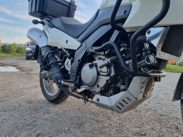 2011 Suzuki V-Strom DL 650, белый, 590000 рублей - вид 6