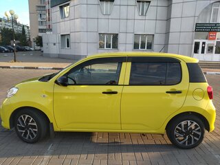 2018 Toyota Passo III, жёлтый, 1000000 рублей, вид 5