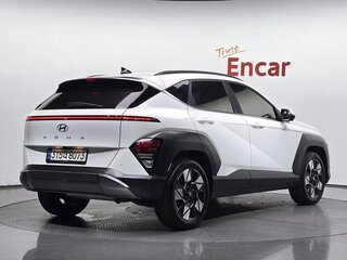 2023 Hyundai Kona II (SX2), белый, 2940000 рублей, вид 2