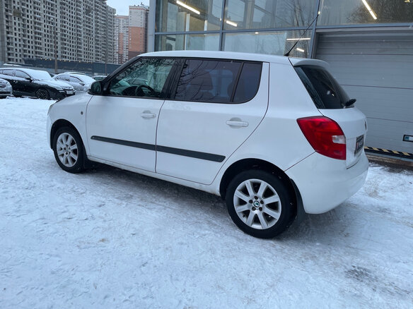 2008 Skoda Fabia II, белый - вид 5