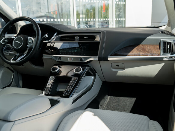 2019 Jaguar I-Pace I, серый, 4355000 рублей - вид 25