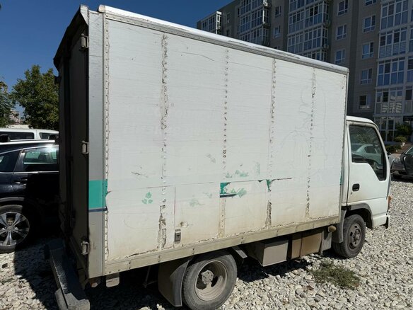 1995 Isuzu Elf (N-series), белый, 790000 рублей - вид 3