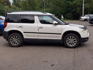 2012 Skoda Yeti I, белый, 480000 рублей, вид 4