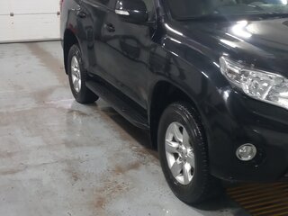 2014 Toyota Land Cruiser Prado 4-speed 150 Series Рестайлинг 1, чёрный, 3200000 рублей, вид 1