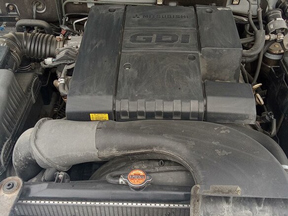 2004 Mitsubishi Pajero III Рестайлинг, серебристый, 1150000 рублей - вид 23
