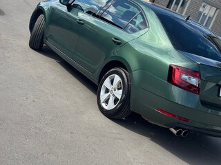 2019 Skoda Octavia III (A7) Рестайлинг, зелёный, 2185000 рублей, вид 4
