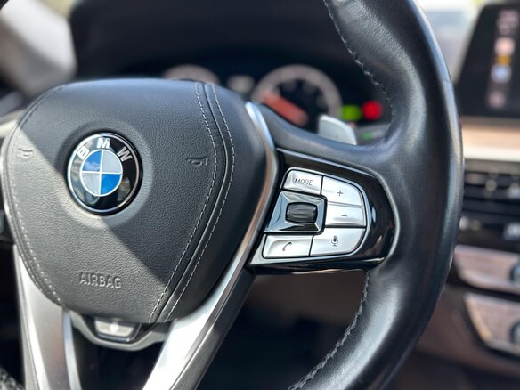2019 BMW 5 серии 520d VII (G30/G31/G38), белый, 2200000 рублей - вид 14