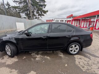 2017 Skoda Octavia III (A7), чёрный, 1500000 рублей, вид 4