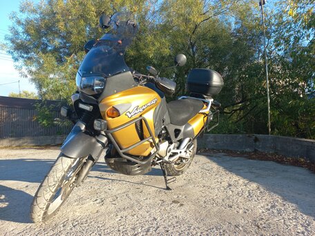 1999 Honda XL1000V Varadero, золотистый, 370000 рублей, вид 4