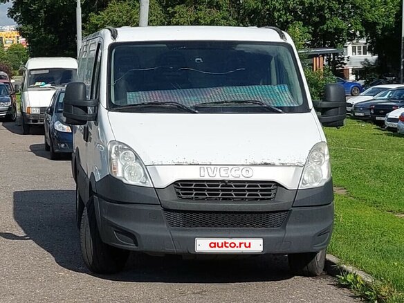 2013 Iveco Daily, белый, 1900000 рублей - вид 3