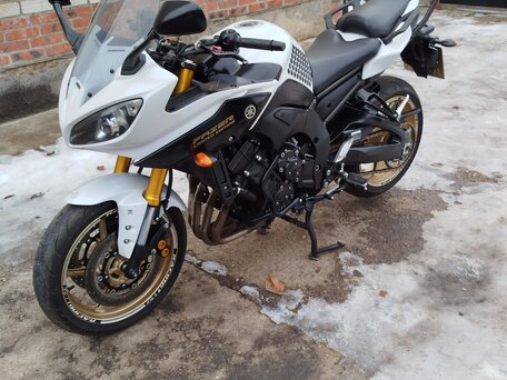 2012 Yamaha FZ8, серебристый, 800000 рублей, вид 3