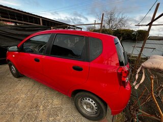 2008 Chevrolet Aveo I Рестайлинг, красный, 550000 рублей, вид 4