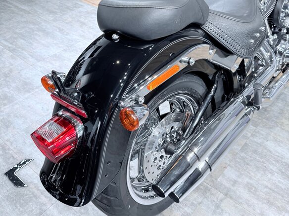 2010 Harley-Davidson Fat Boy, чёрный, 1299000 рублей - вид 21