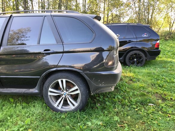 2003 BMW X5 4.6is I (E53), чёрный, 619000 рублей - вид 3