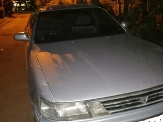 1993 Toyota Vista III (V30), серый, 400000 рублей, вид 1