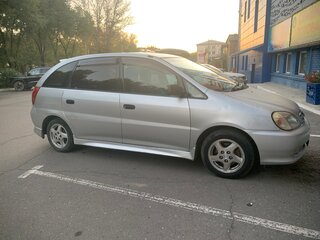 2000 Toyota Nadia, серебристый, 500000 рублей, вид 2