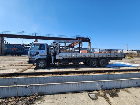 1995 Nissan Diesel, белый, 3120000 рублей, вид 2