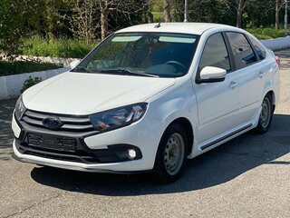 2018 Lada (ВАЗ) Granta I, белый, 900000 рублей, вид 1
