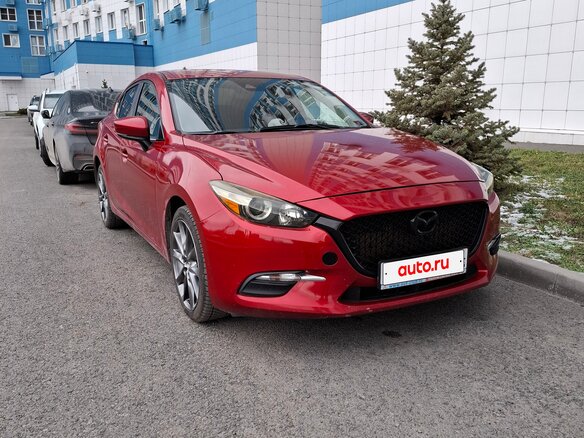2017 Mazda 3 III (BM) Рестайлинг, красный, 1500000 рублей - вид 2