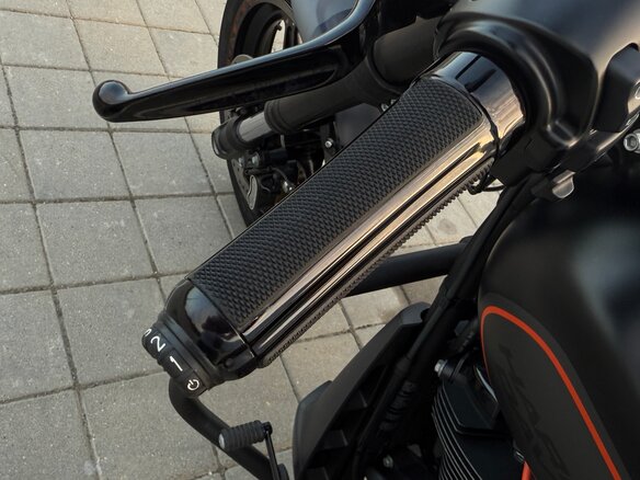 2019 Harley-Davidson FXDR 114, чёрный, 1550000 рублей - вид 13