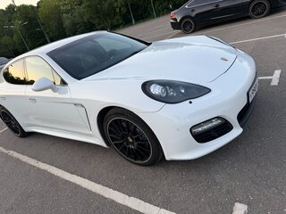 2012 Porsche Panamera 4 I, белый, 2880000 рублей, вид 2