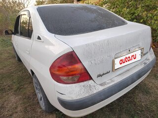 1999 Toyota Prius I (XW10), белый, 310000 рублей, вид 4