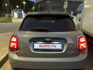 2019 Mini Hatch Cooper III (F55/F56) Рестайлинг, серый, 1300000 рублей, вид 3