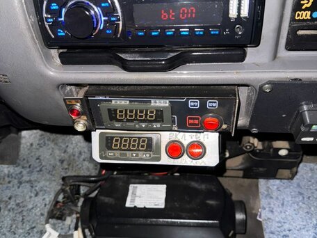 1999 Isuzu Elf (N-series), белый, 1150000 рублей, вид 1