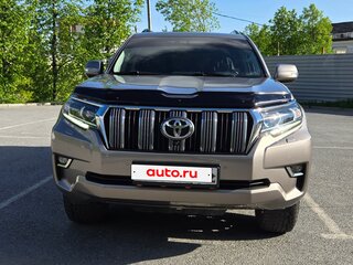 2017 Toyota Land Cruiser Prado 150 Series Рестайлинг 2, золотистый, 5400000 рублей, вид 3