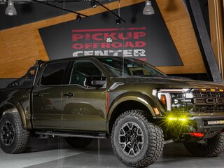 2025 Ford F-150 Raptor XIV Рестайлинг, зелёный, 20498000 рублей, вид 2