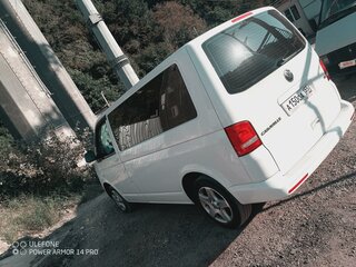 2012 Volkswagen Caravelle T5 Рестайлинг, белый, 1850000 рублей, вид 2