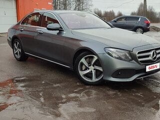 2017 Mercedes-Benz E-Класс 400 V (W213, S213, C238), серый, 2800000 рублей, вид 1