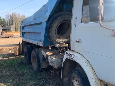 1995 КамАЗ 5511, серый, 260000 рублей, вид 5