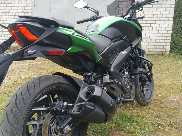 2020 Bajaj Dominar 400, зелёный, 400000 рублей - вид 7