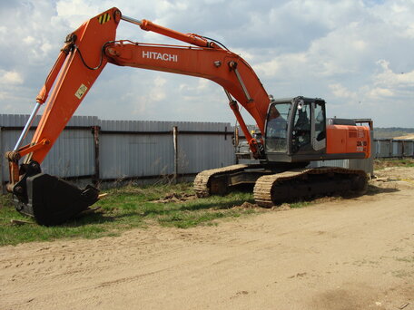 2008 Hitachi Гусеничные, 5000000 рублей, вид 1