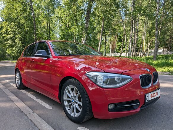 2012 BMW 1 серии 118i II (F20/F21), красный, 1250000 рублей - вид 3