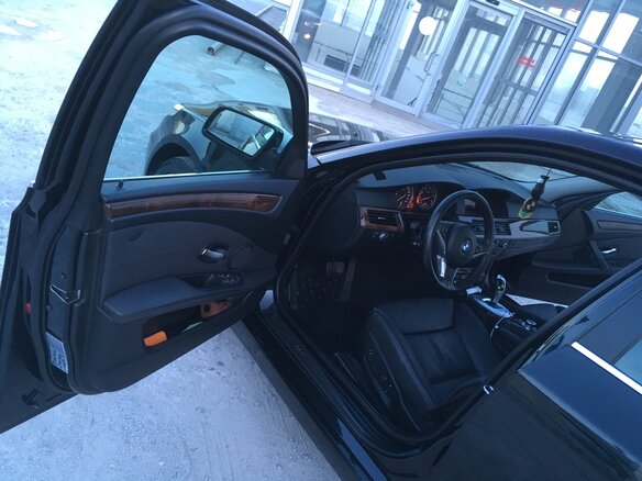 2009 BMW 5 серии 530xi V (E60/E61) Рестайлинг, чёрный, 2000000 рублей - вид 7
