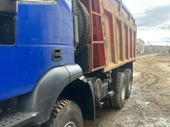 2013 Iveco Trakker, синий, 2500000 рублей - вид 23