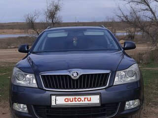 2010 Skoda Octavia II (A5) Рестайлинг, серый, 920000 рублей, вид 4
