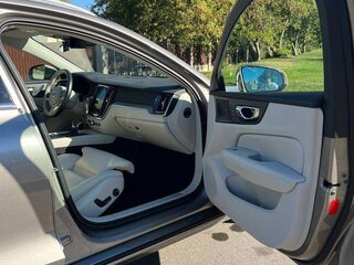2020 Volvo V60 II, бежевый, 2500000 рублей, вид 5