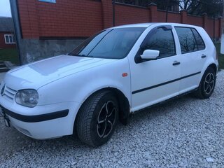 1999 Volkswagen Golf IV, белый, 130000 рублей, вид 3