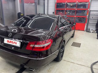 2009 Mercedes-Benz E-Класс 350 IV (W212, S212, C207), коричневый, 2300000 рублей, вид 4