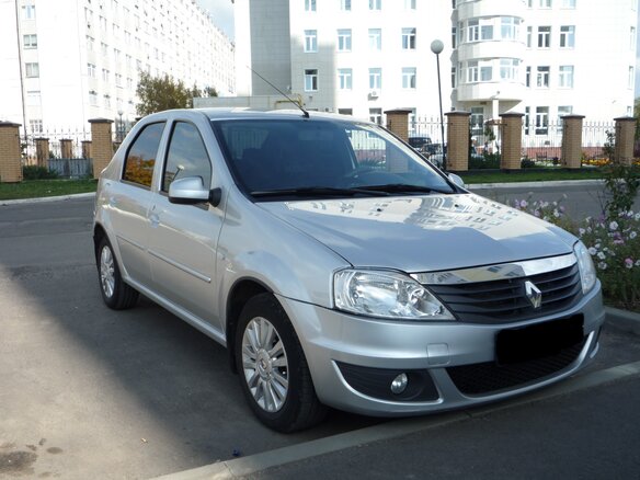 2012 Renault Logan I Рестайлинг, серебристый - вид 2