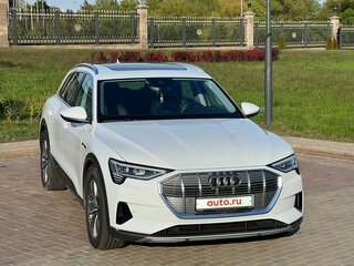 2019 Audi e-tron 50 I, белый, 4350000 рублей, вид 5